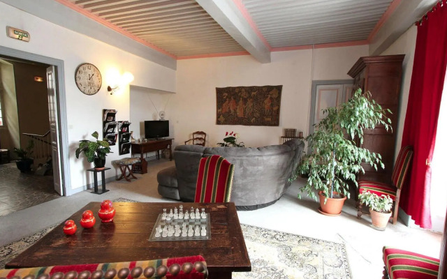 Logis Hotel le Prieure