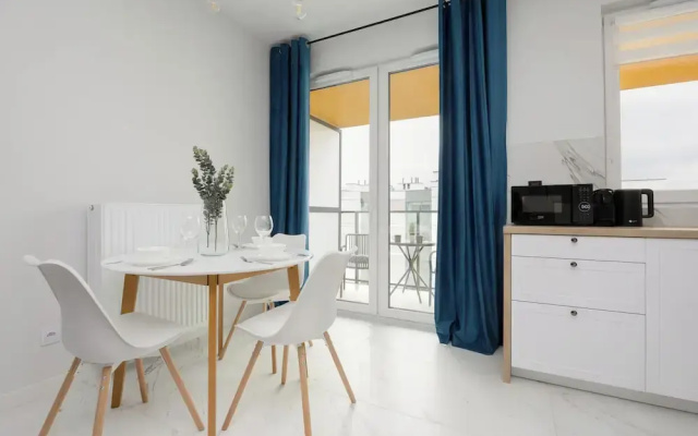 Herbu Oksza Apartment Warsaw by Renters