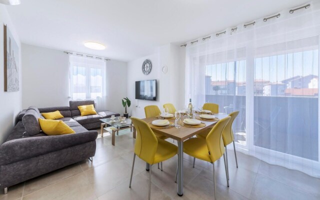 Awesome Apartment in Pula With Wifi and 2 Bedrooms