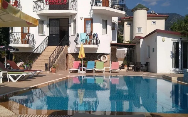 Paddys Apartments Ovacık