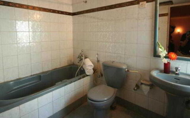 OYO Townhouse 240 Magnum Resorts Candolim