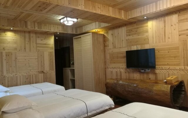 Longji Holiday Hotel