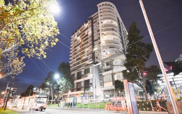 Melbourne Holiday Apartments at McCrae Docklands