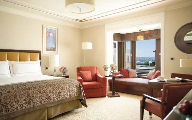 Four Seasons Hotel Istanbul at the Bosphorus