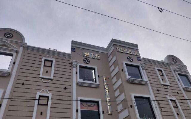 The Republic Hotel