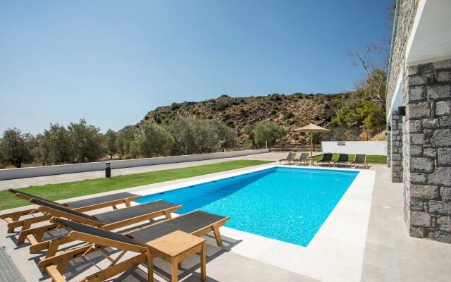 Terra Pietra Luxury Villas & Suites