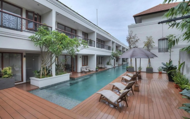 Seminyak Lagoon All Suites Hotel
