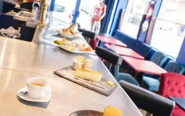 BRIT HOTEL PRIVILEGE LISIEUX – La Villa des Arts