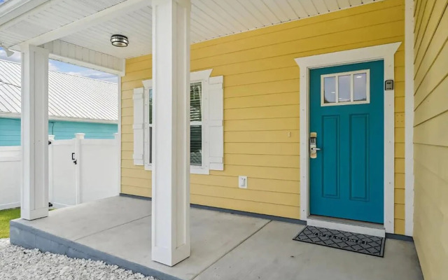 White Sands Beach Retreat, Panama City Beach