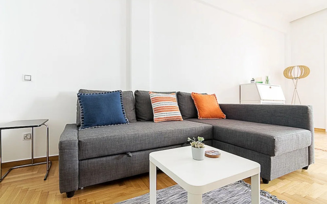 Spacious two bedroom apartment in Central location