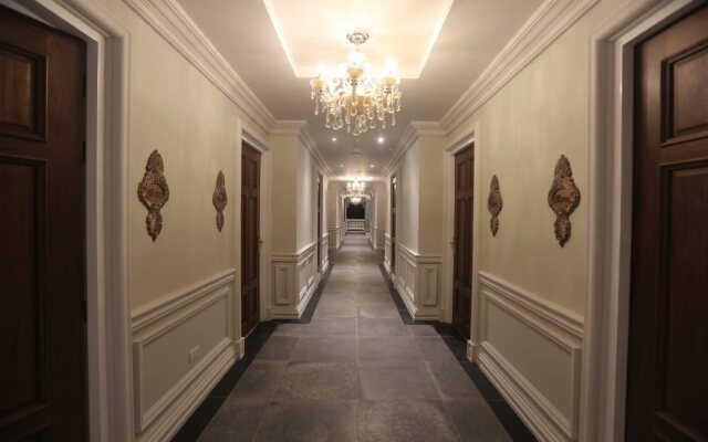 At Pingnakorn Riverside Hotel Chiangmai