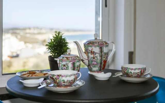 B17 - The Stunning Seaview Apartment