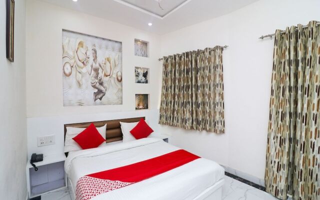 OYO 37492 Fab Home Stay