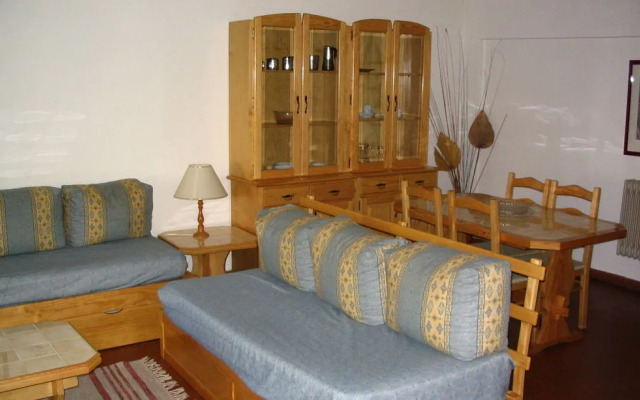 Parque Mourabel, Oasis Village, Pe do Lago