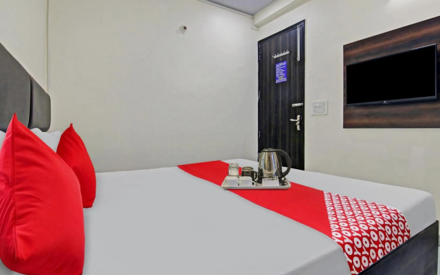 OYO Flagship 70255 Star Light Inn