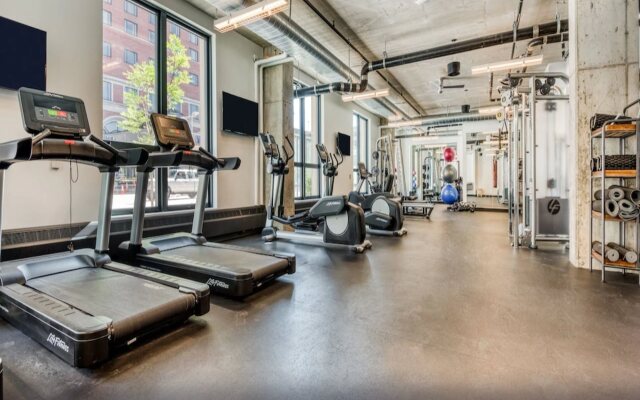 Mint House Minneapolis - Downtown West