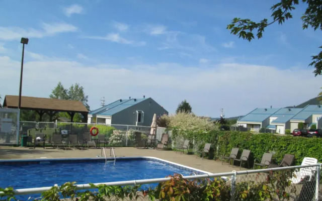 Condo Qc Mont Ste-Anne Au Scandinave