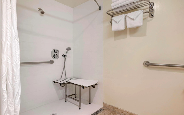 Best Western Plus Thousand Oaks Inn