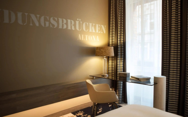 Renaissance Hamburg Hotel