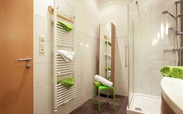 Peaceful Apartment in Hart im Zillertal With Garden