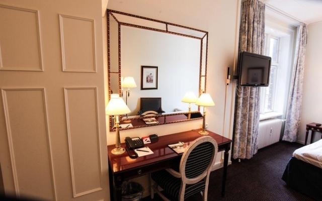 First Hotel Excelsior