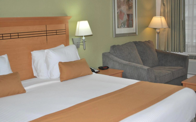 Americas Best Value Inn and Suites DeSoto