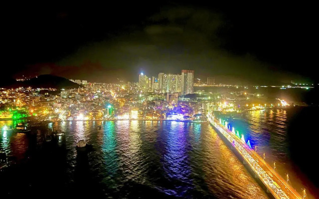 Royal Apartment in Muong Thanh