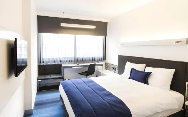Zeniva Hotel
