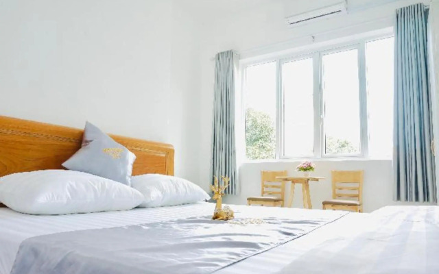 Khách Sạn Ngọc Huyền