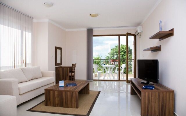 Paradise Bay Hotel