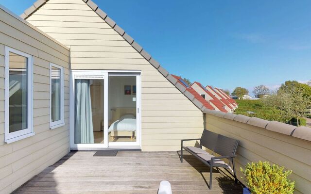 Holiday Home With Roof Terrace at Veerse Meer