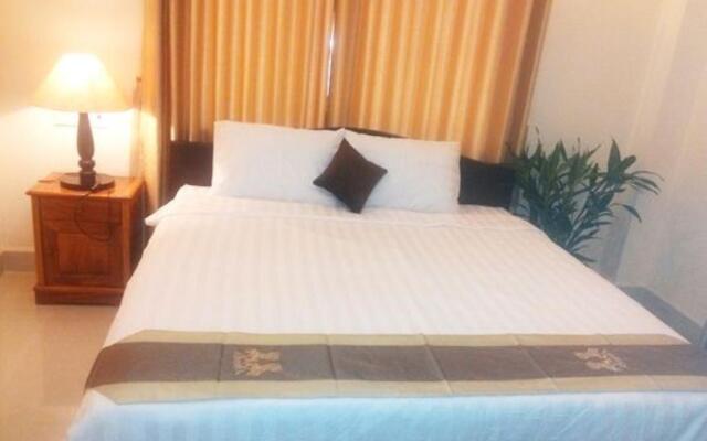Le Grande Apartment