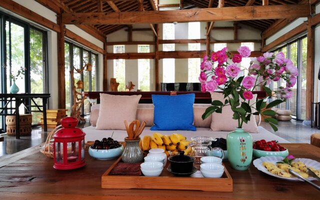Huangshan Huizhou Creek Villa