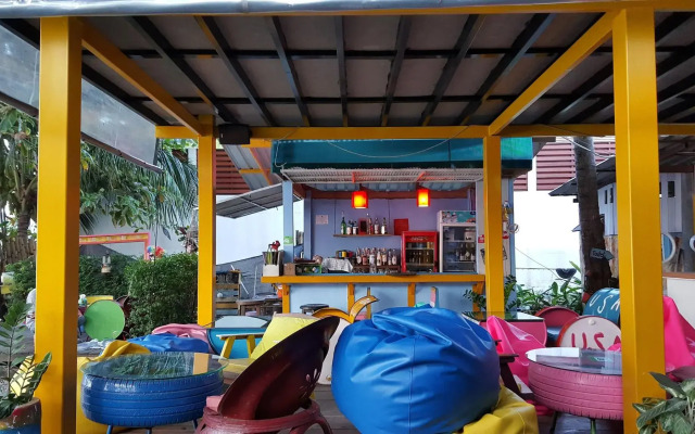 Think & Retro Cafe Lipa Noi Samui