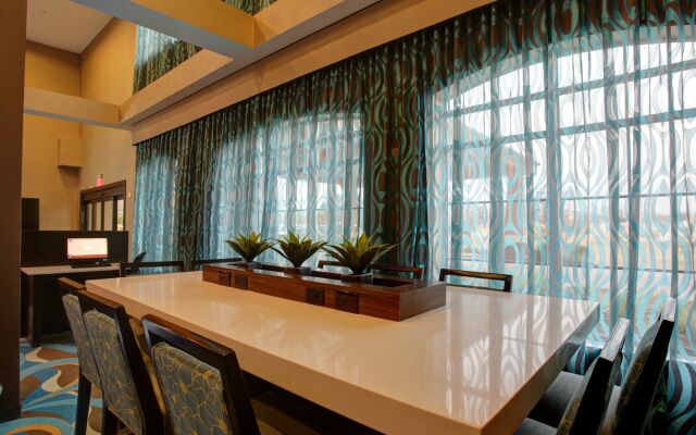Comfort Suites Waco North - Near University Area