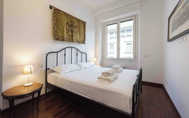 Poliziano Apartment by Mmega