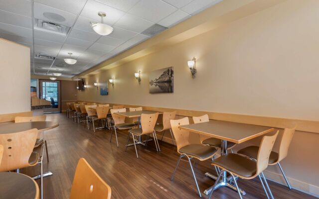 Best Western Plus Fernie Mountain Lodge