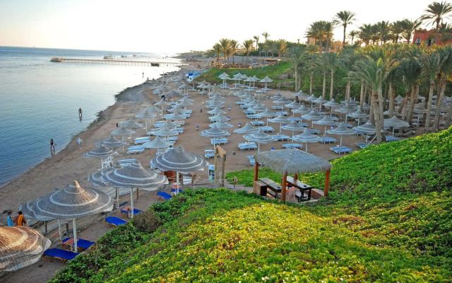 Nubian Island, Families and Couples only