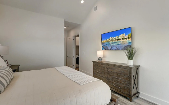 The Great White 306 DAR