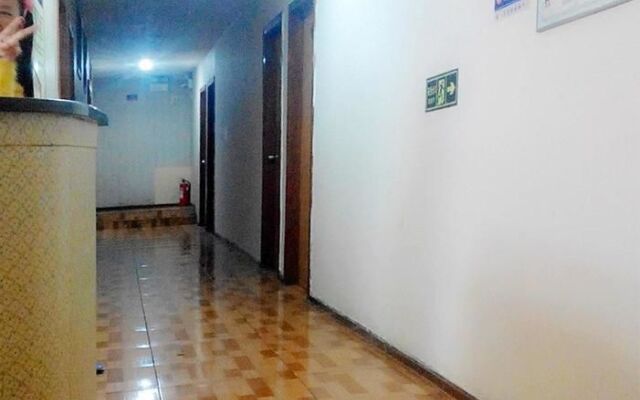 Huangting Hotel