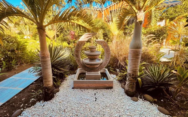 Tropicana Suites