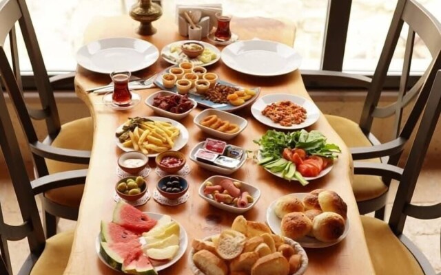 Pome Granate Cave Hotel