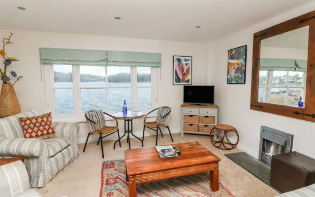 Pier Cottage
