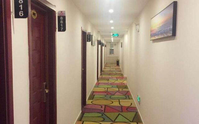 Shell Huanggang Luotian County Fengcheng Avenue Hotel