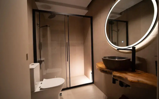 Evritos Villas & Suites with Pool