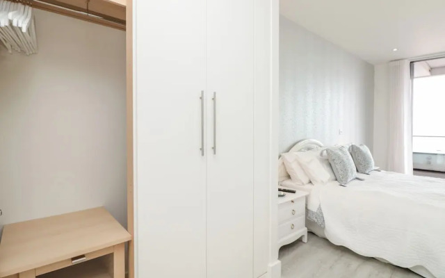 Apartment 20 Summer Place