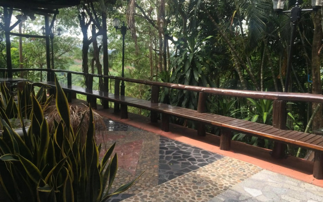 Phu Pha Nam Resort & Spa