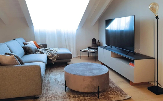 AR Chelsea Apartment