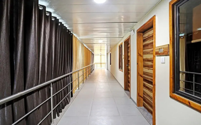 Itsy Hotels Rk Palace