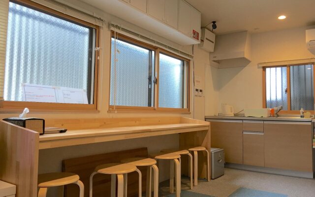 Osaka Guesthouse Sayuri